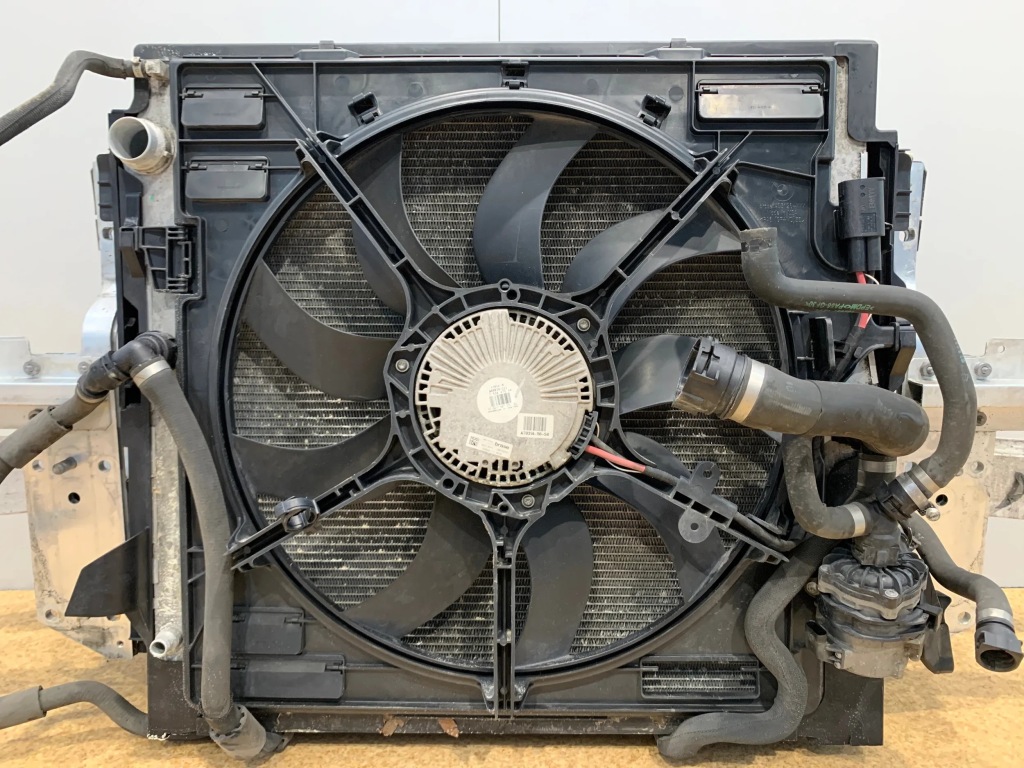 фото №7, Bmw x5 f15 pas передній радіатор m50d