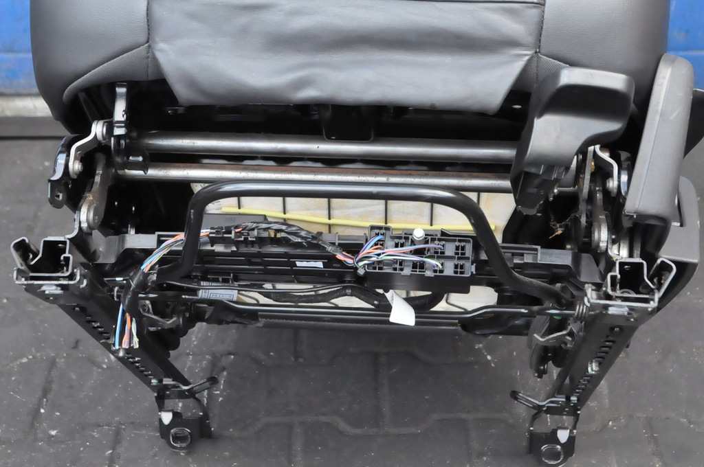 фото №12, Volvo v60 переходник салона сиденья заднее сиденье kombi кожа