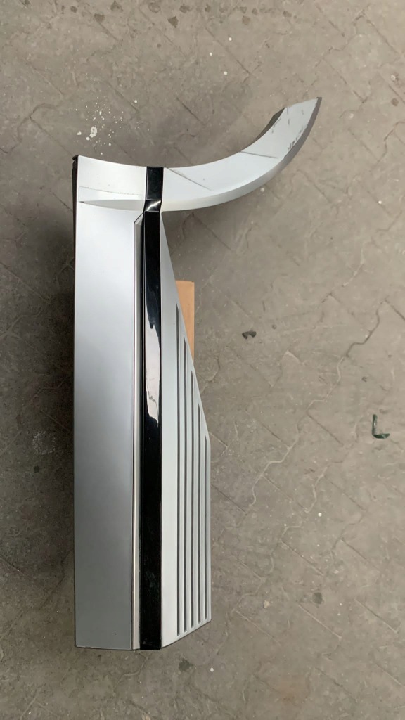 фото №1, Hyundai ioniq 5 2021- молдинг na двері задня права