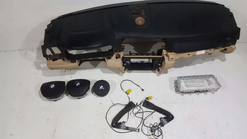 фото №1, Bmw 5 f10 f11 панель приладів консоль подушка безпеки подушки безпеки натягувач