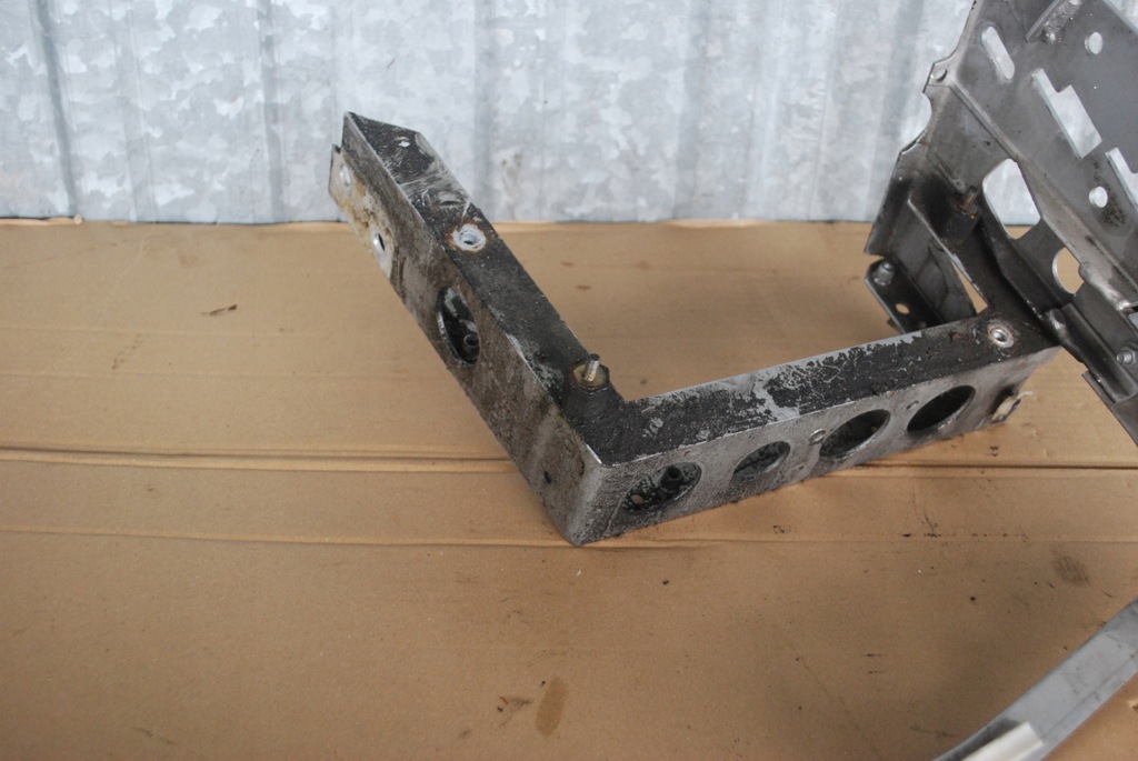 фото №5, Перемикач підрульовий кронштейн лівий перед audi a8 d2 4d0821137al