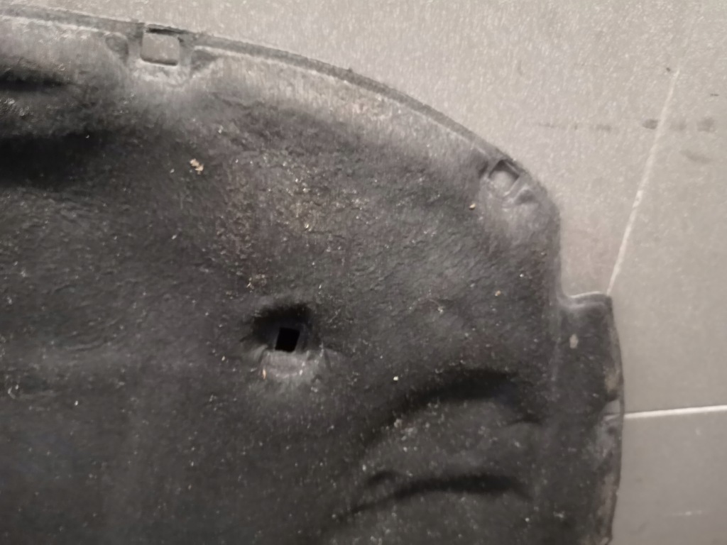 фото №6, Шумоізоляція капот audi a6 c6 кліпси