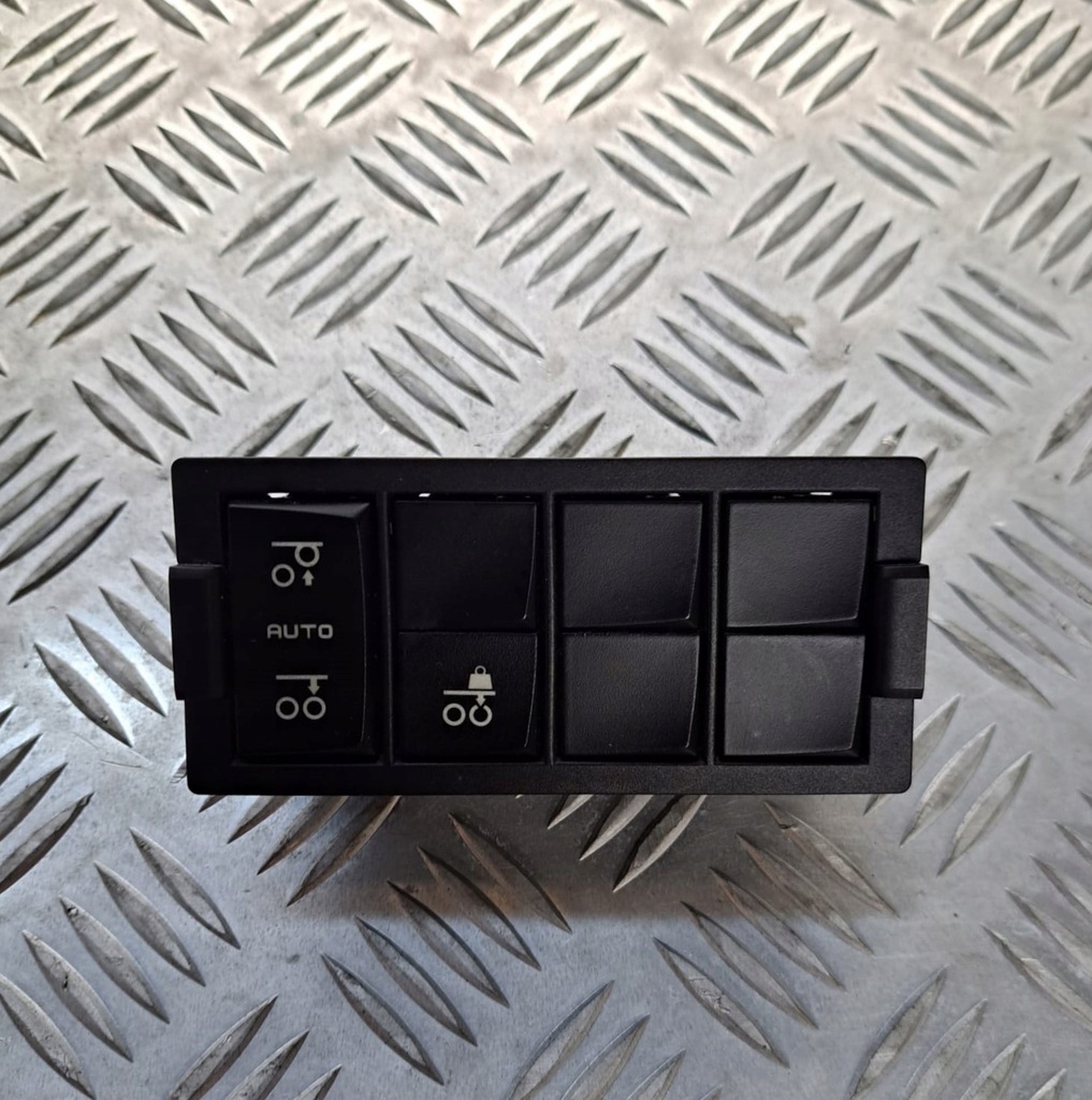 фото №1, Панель управление клавиши переключатель gama renault оригинальный номер 22338209