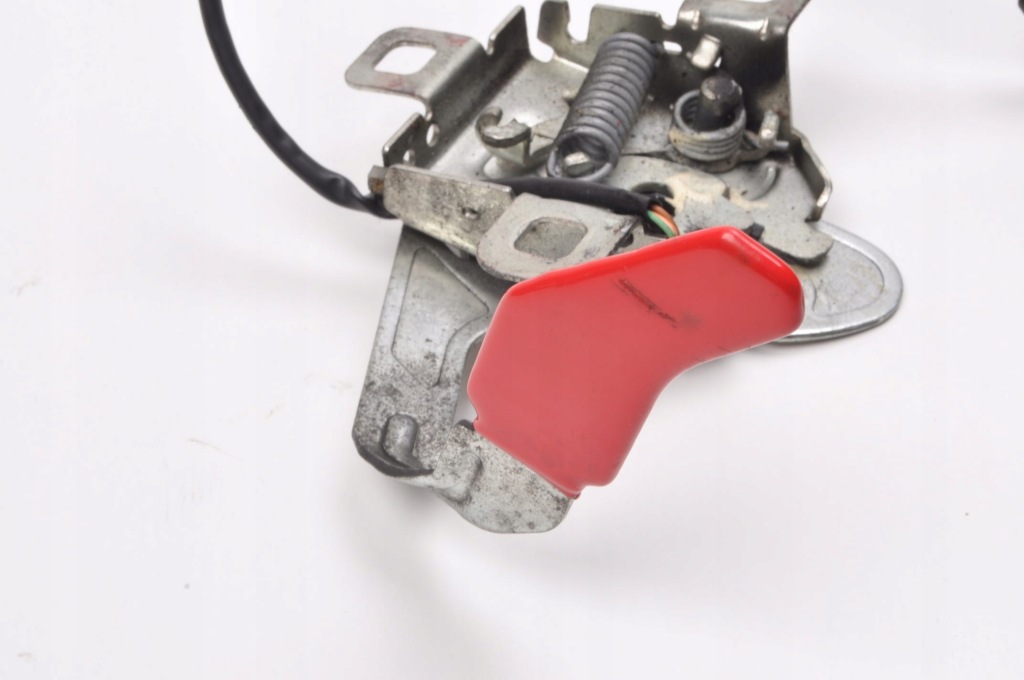 Ferrari california 4.3 замок капот b.792 Оригинал