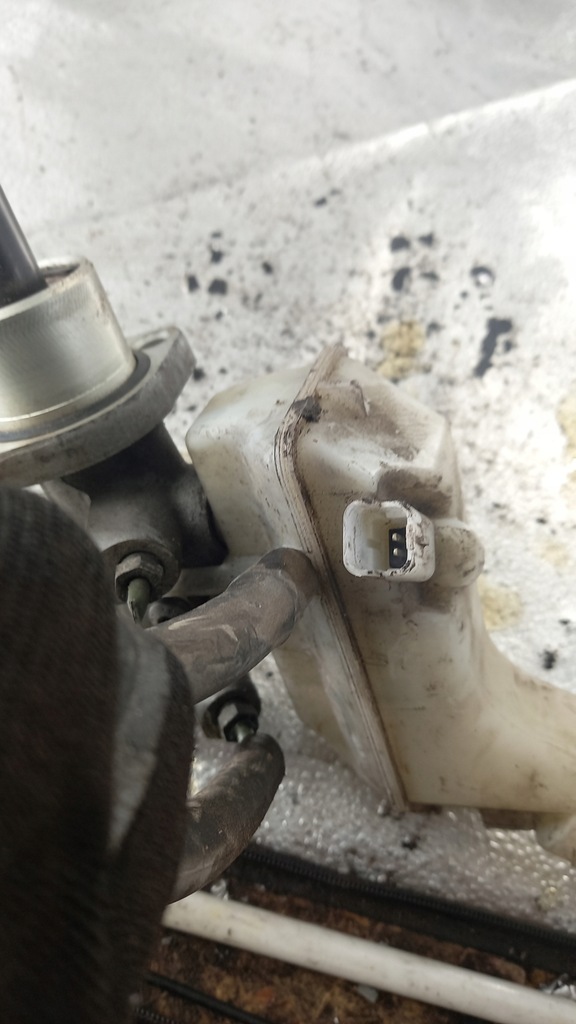 фото №5, Помпа тормозная renault clio 8200129956b