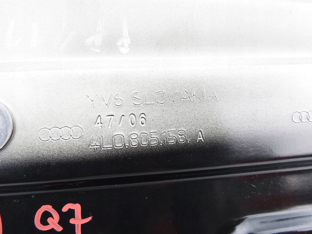 фото №10, Кронштейн крыла правое audi q7 i al 4l0805158a