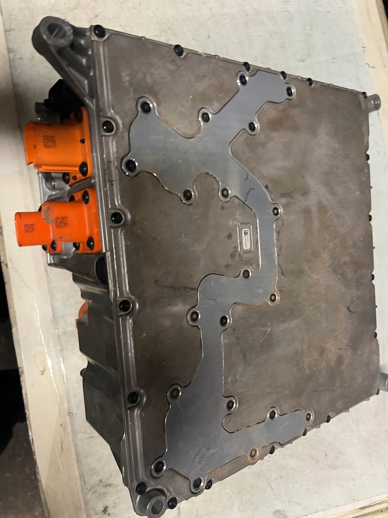 фото №9, 9j1915681 an taykan зарядное устройство напряжения ev