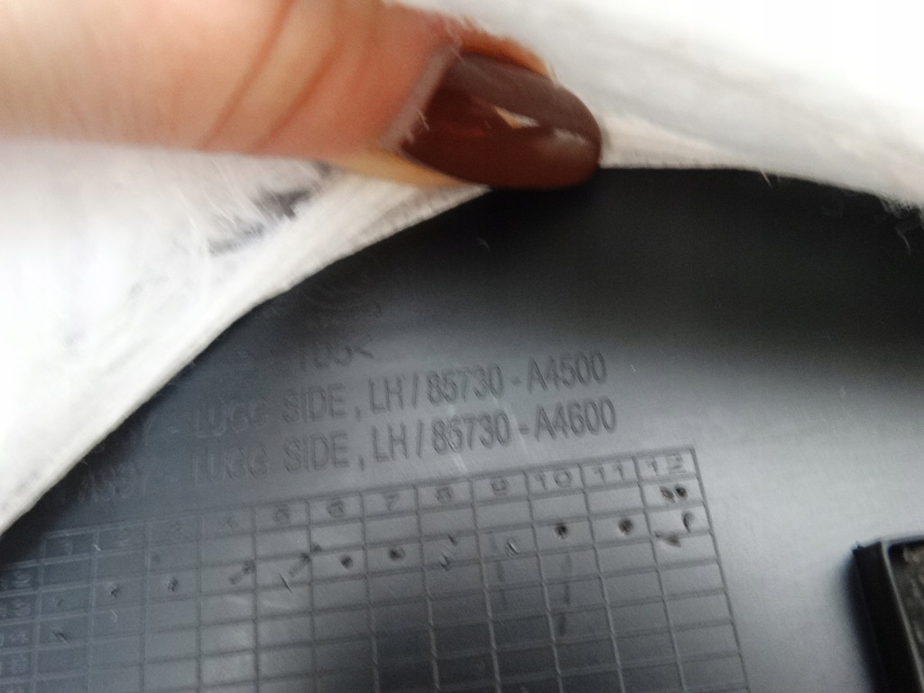 фото №14, Обшивка обивка багажника левый задняя kia carens iv 85730-a4500