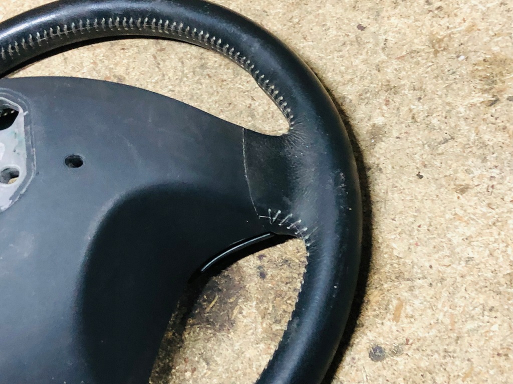 фото №11, Volvo s40 v50 2004- воздуховод кожаный кожа