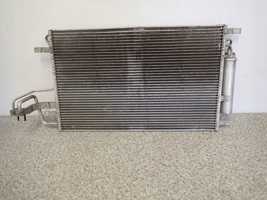 фото №11, Hyundai tucson crdi 04-09 радиатор кондиционера