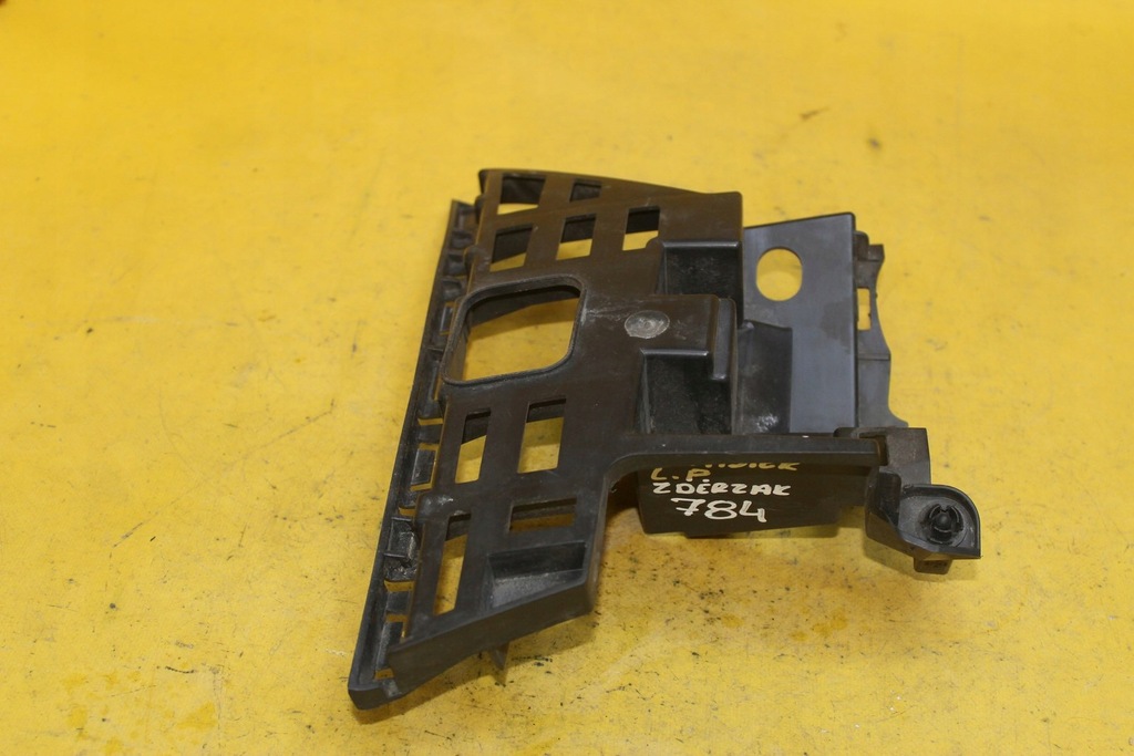 фото №4, Направляющая бампера левый перед roomster 5j0807055