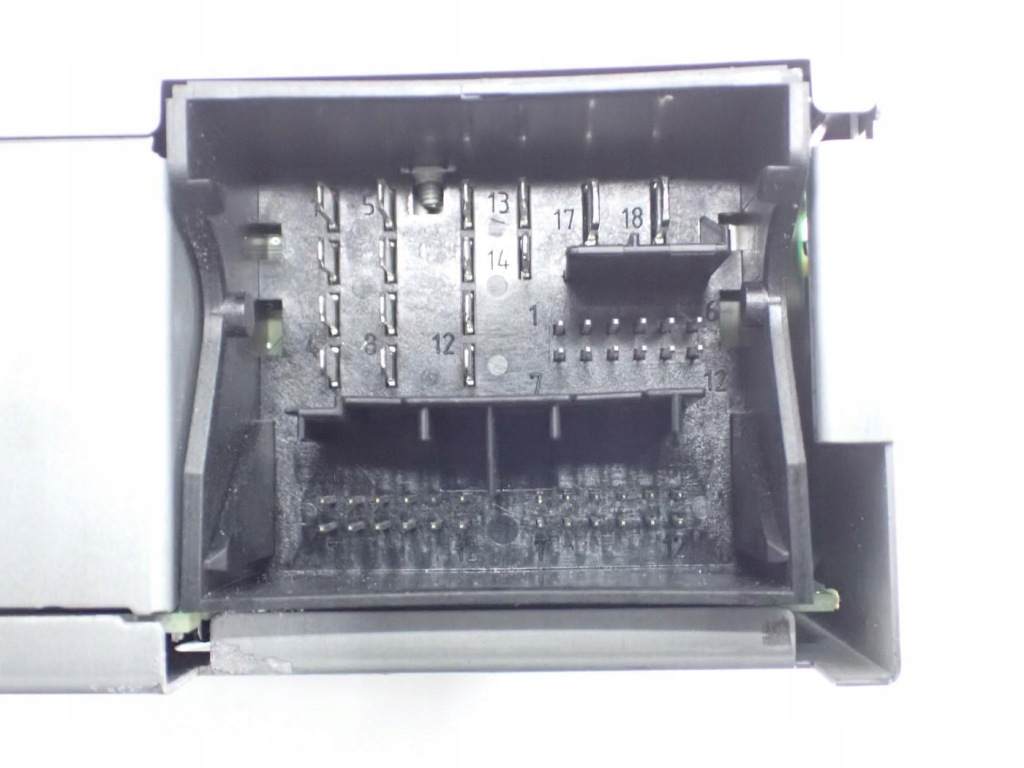 фото №15, Навігація navi радіо дисплей 5qa035824b 6f0919605 seat ibiza v 6f 18r