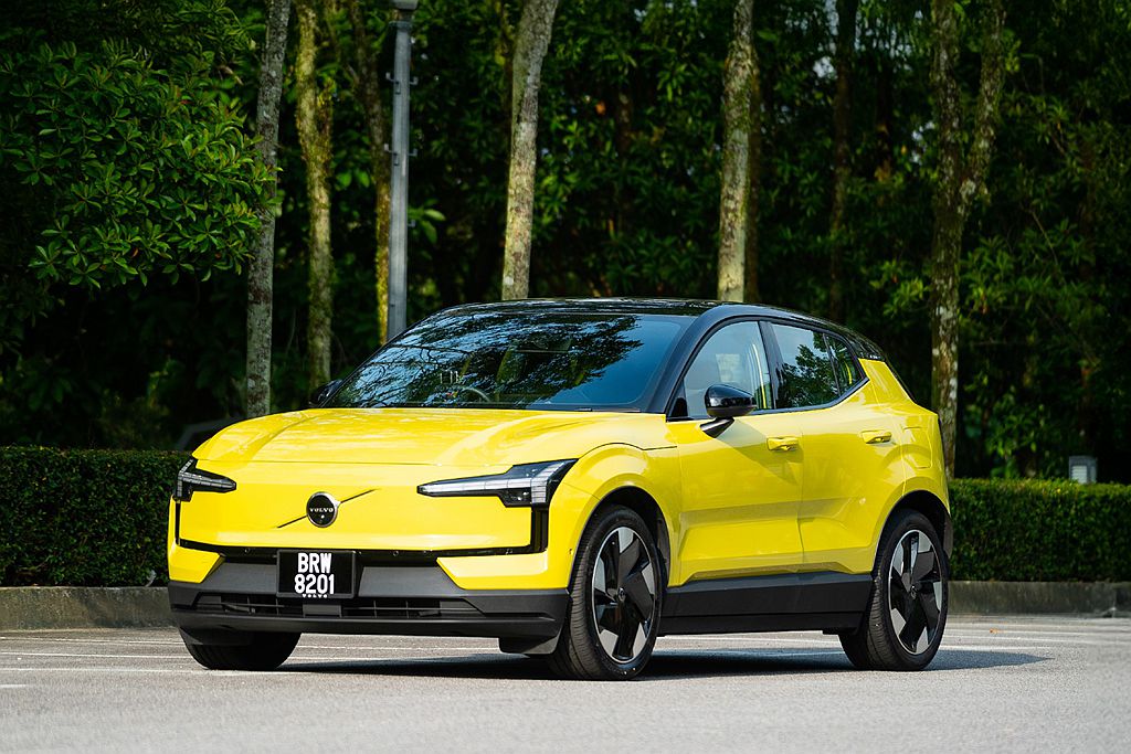 фото №8, Volvo ex30 ex-30 підкрилок лівий перед передні