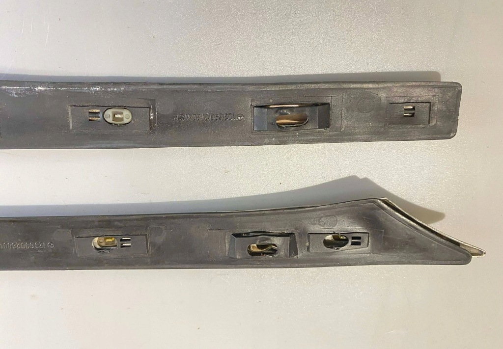 фото №7, Mercedes-benz w123 накладки стійка c зовнішнє 2 szt. kpl. 1236902780