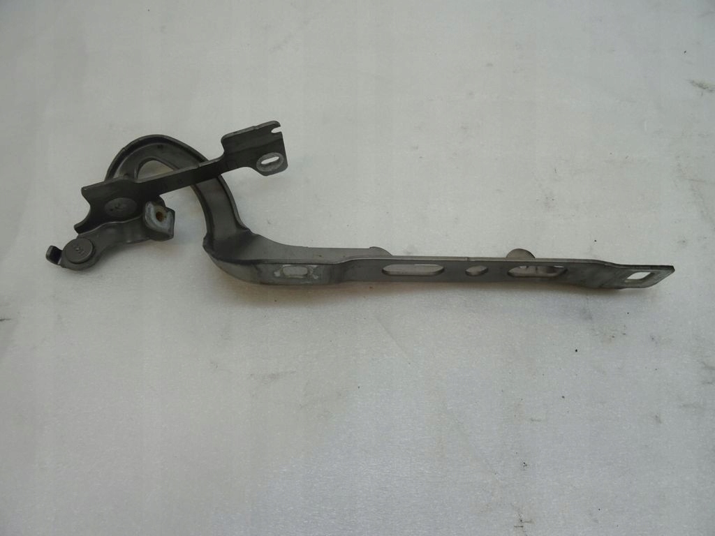 фото №1, Peugeot 208 i петля петли капот правый kcl