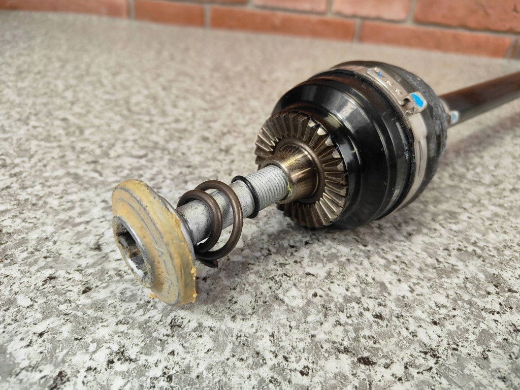 фото №3, Приводной вал задняя задняя bmw f40 f44 f45 f46 f54 f60 f48 f39 7646867