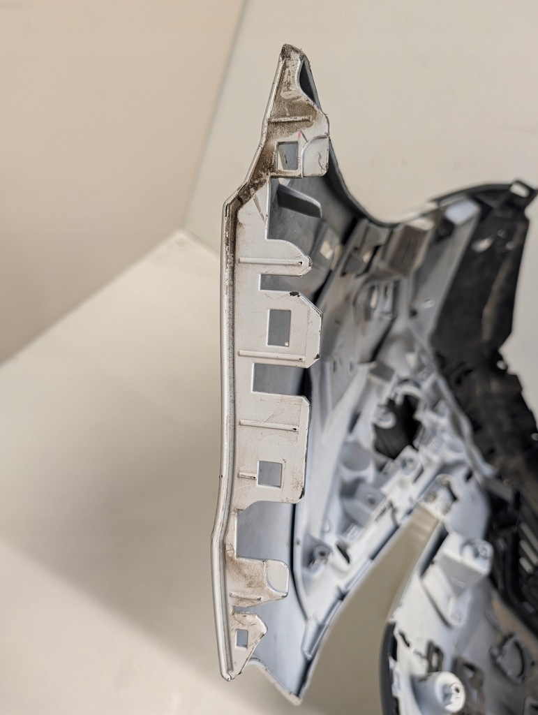 фото №12, Бампер перед peugeot 3008 5008 ii lift 6pdc