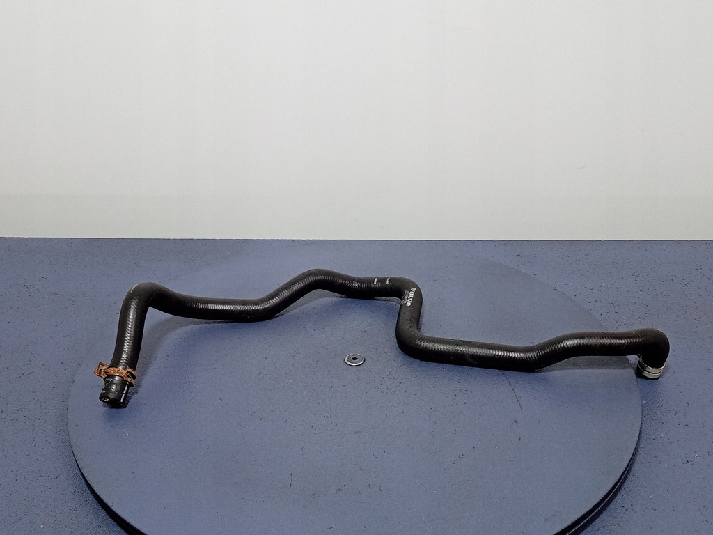 фото №1, Volvo v90 ii 2.0d шланг радиатора 31338302