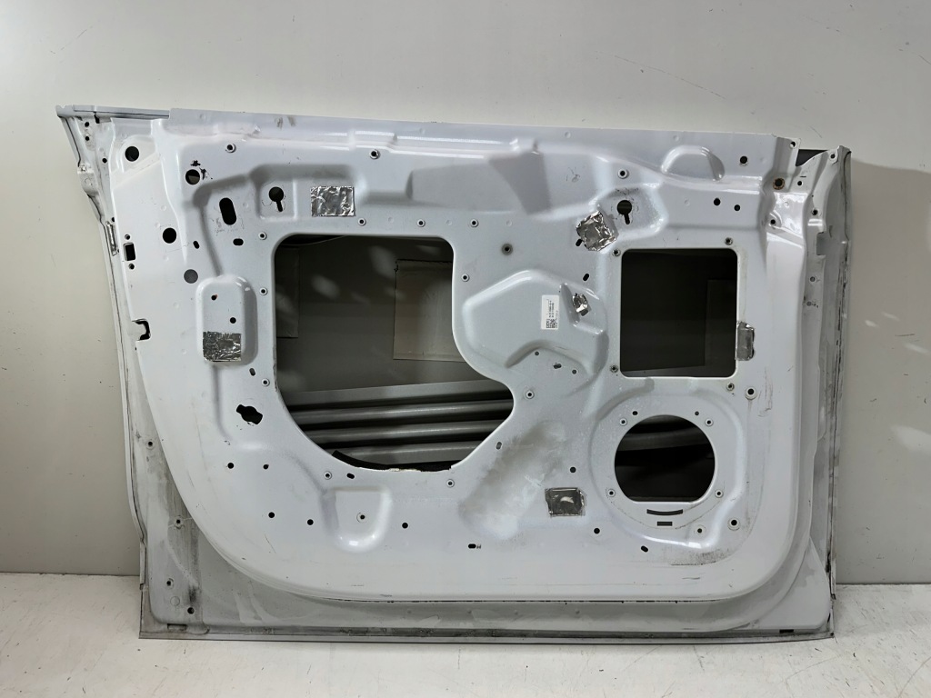 Дверь левый перед tesla model x 100990600h Оригинал