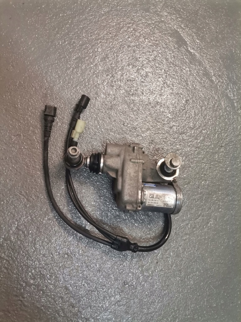 фото №7, Porsche 991 lift моторчик повороту 99133105826