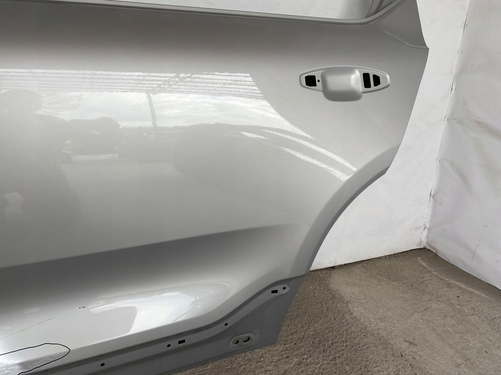 фото №7, Volvo c40 двері задня ліва задні