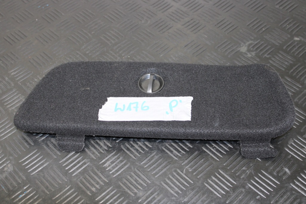 фото №1, Заглушка обшивка багажника права a-klasa w176 lift amg