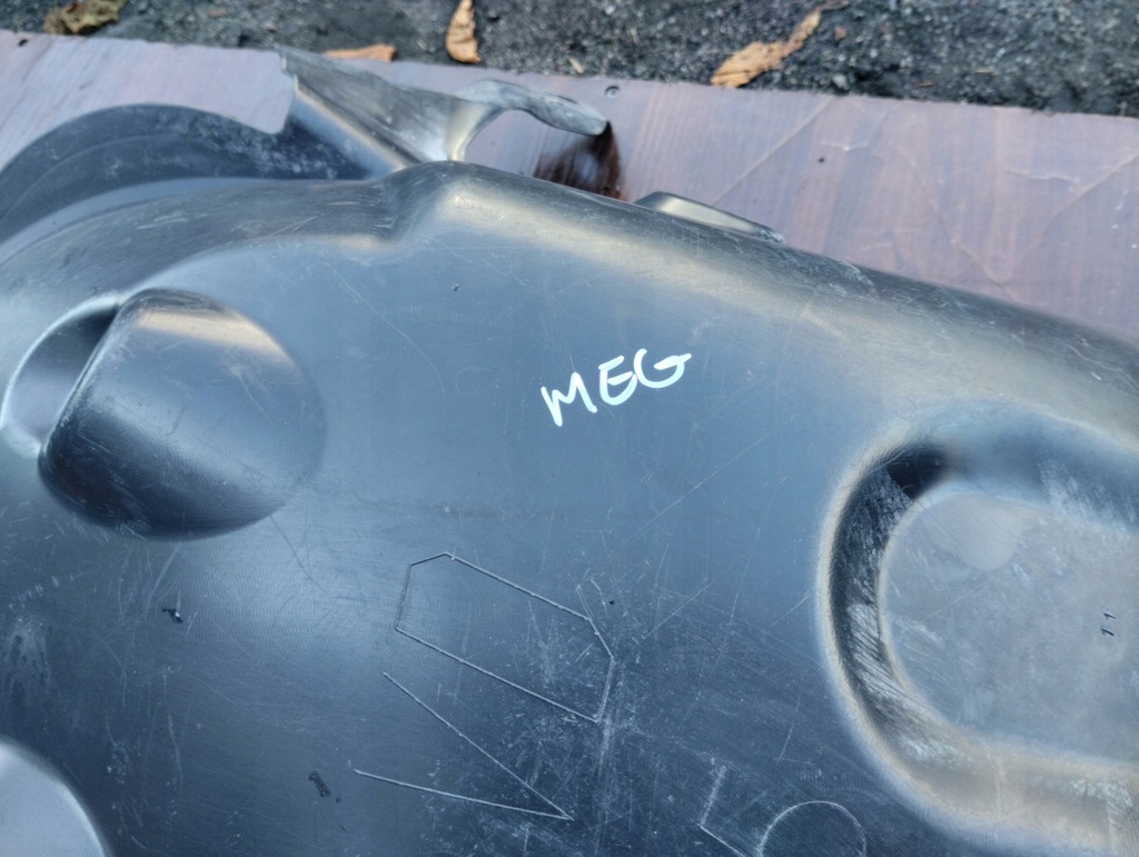 фото №5, Підкрилок перед праве renault megane iii