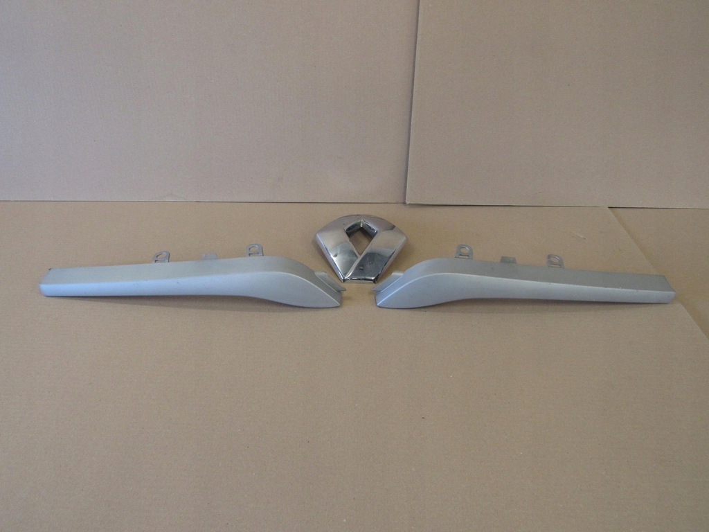 фото №1, Renault kangoo lift 2013-2018 решётка радиатора решётка радиатора