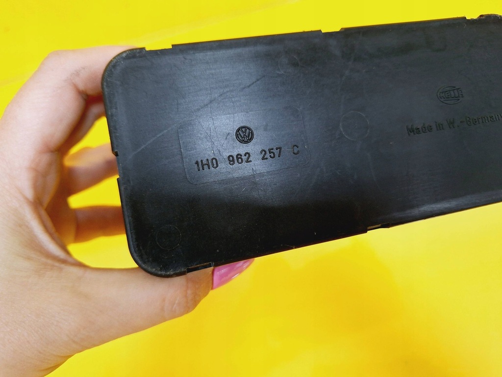 фото №7, Помпа замка центрального 1h0962257c vw volkswagen golf iii nr10