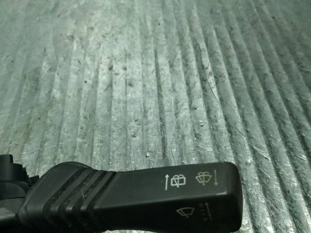 Переключатель комбинированный opel astra h 13198908xe 203772 1.9 cdti с Разборки