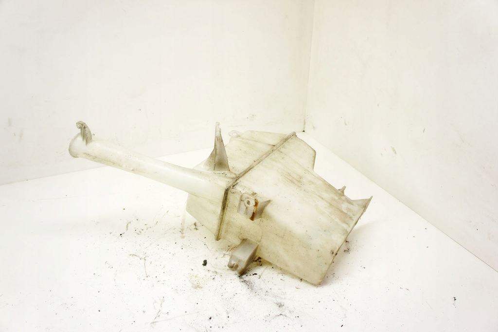 фото №6, Nh273 hyundai veloster i бак омивача