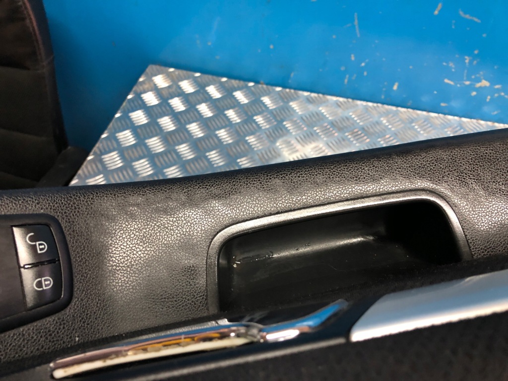 Mercedes w169 a200 cdi 3d обшивка обивка дверь левый перед левая передняя в Украине