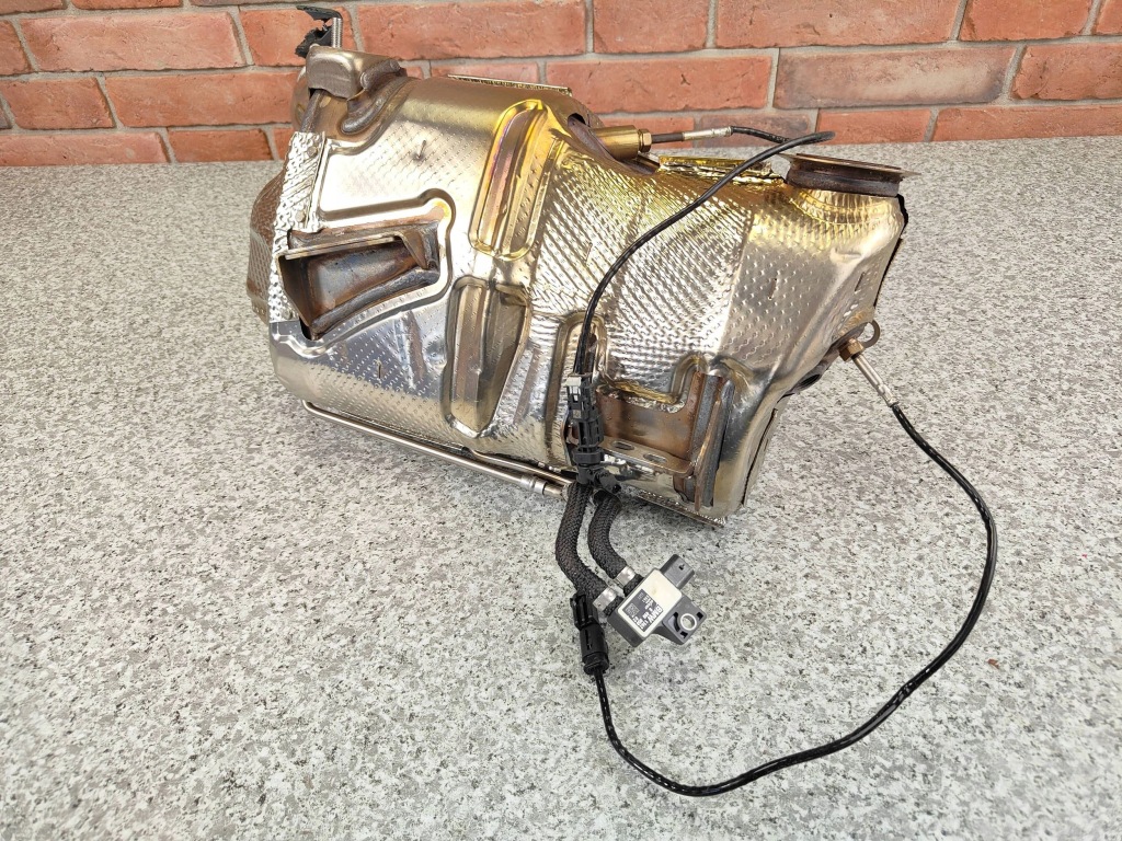 фото №13, Катализатор фильтр dpf bmw f70 118d f74 u11 x1 u10 x2 18d 20dx 23dx 8471764