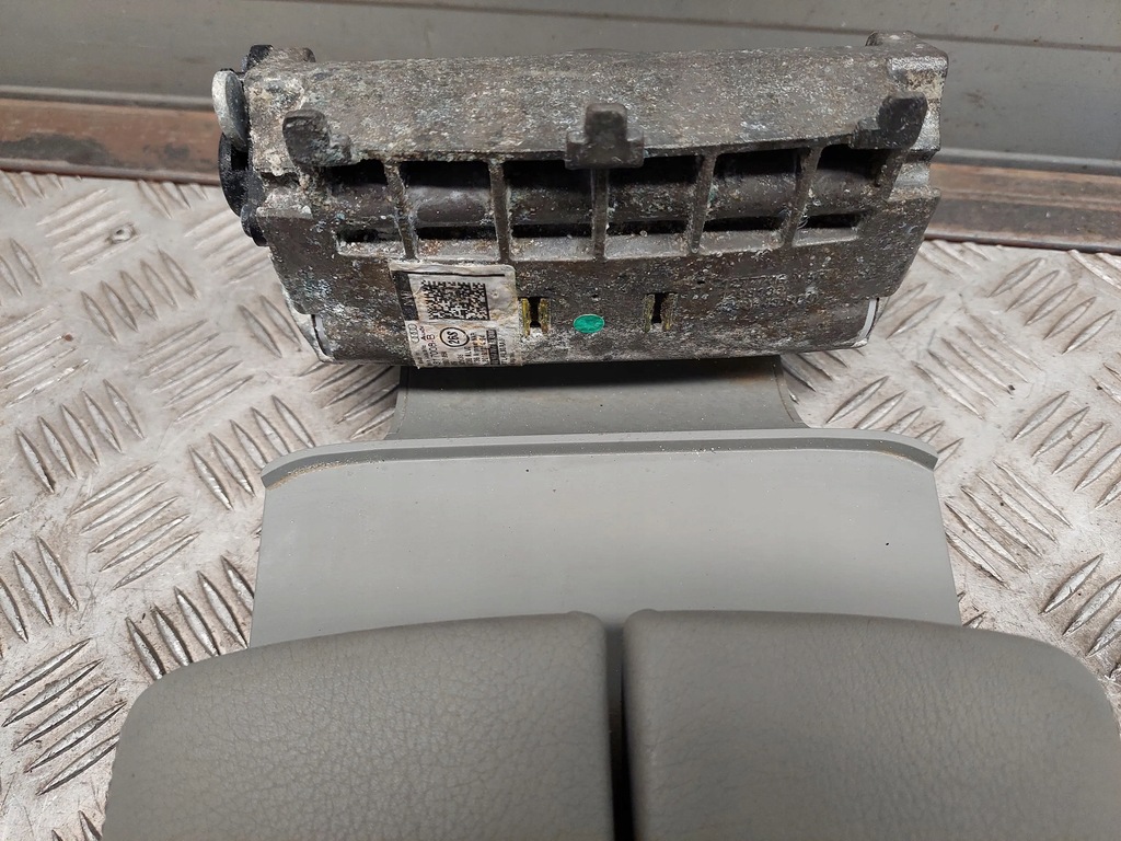 фото №6, Audi q7 4m 4m0864207af с передний подлокотники