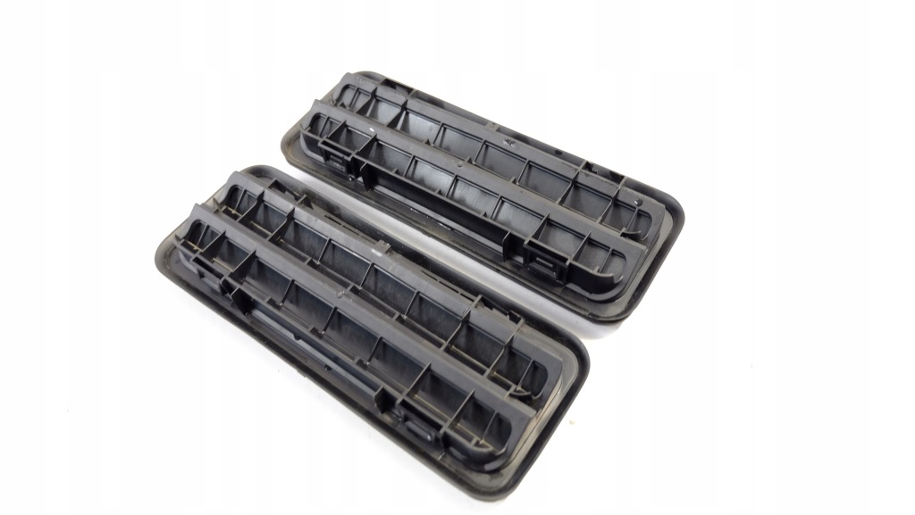 Opel astra k решётка декомпрессионная вентиляционная 13597326 с Разборки