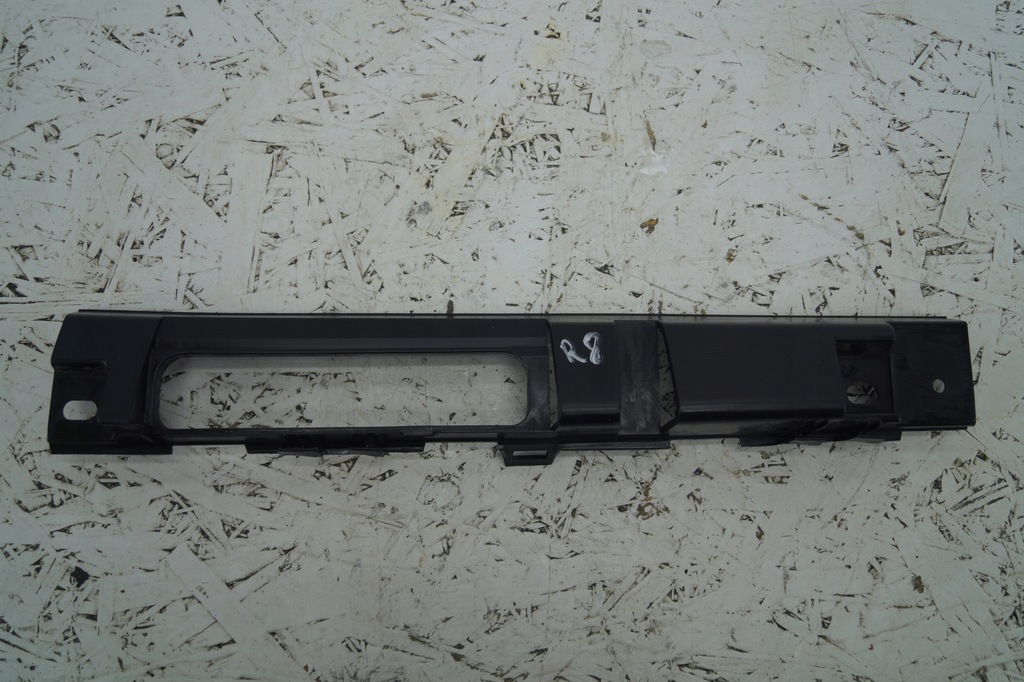 фото №1, Направляющая кронштейн порог левый audi r8 420 420853923