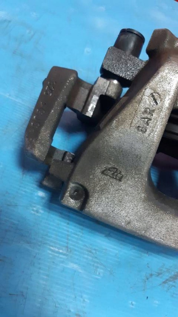 фото №3, Land rover range rover velar суппорт тормозной правый перед