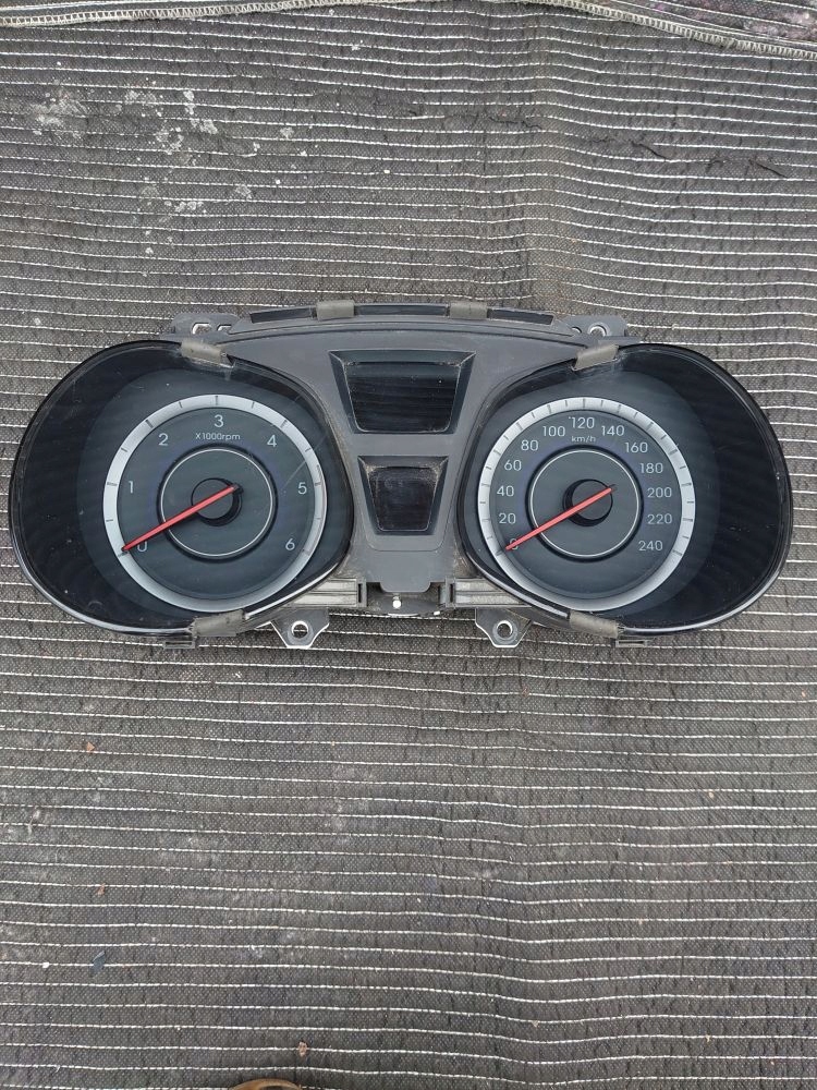 фото №1, Счетчик приборы hyundai ix20 1.6crdi