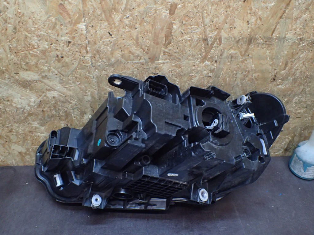 Фара перед правый  bmw x1 f48 full led рестайлинг в Украине