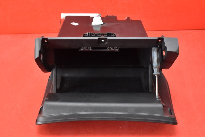 фото №6, Бардачок пасажира nissan pulsar 14r