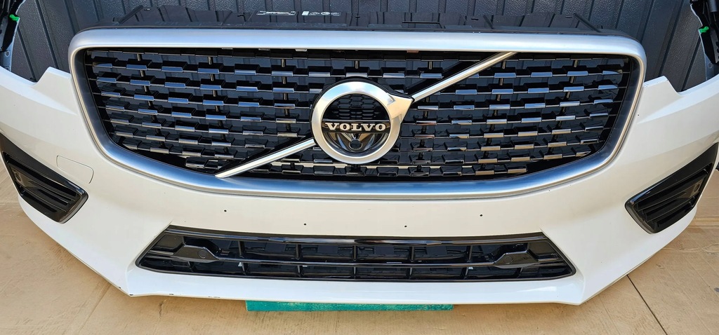 фото №8, Volvo xc60 ii r-design бампер перед hybrid t8