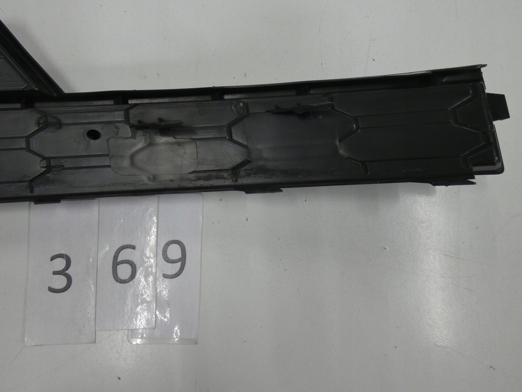 фото №11, Решітка бампера skoda octavia iii права 369.