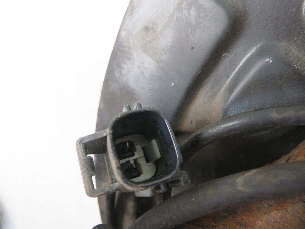 фото №3, Поворотний кулак ступиця передня права volvo s80 i