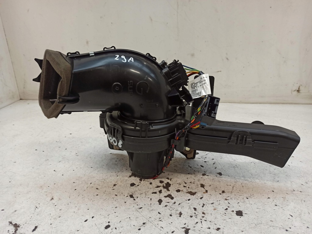 фото №1, Peugeot 5008 воздуходувка вентилятор 9683441680