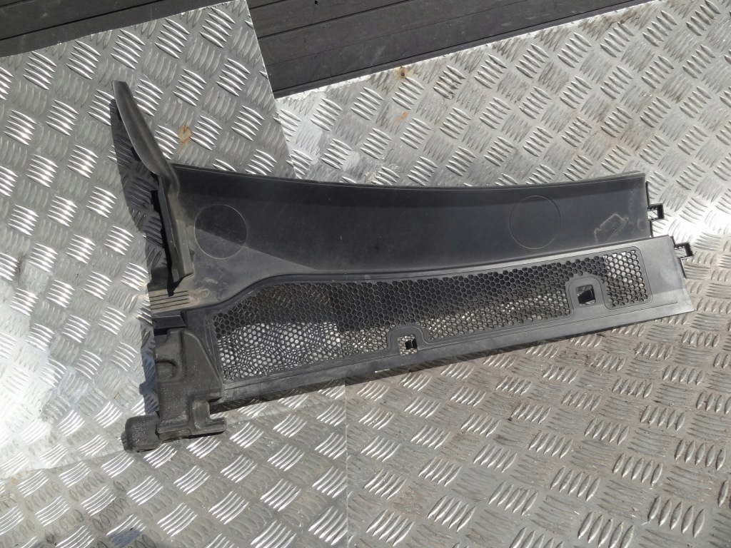 фото №1, Opel corsa f 2022 жабо верхний правое оригинал