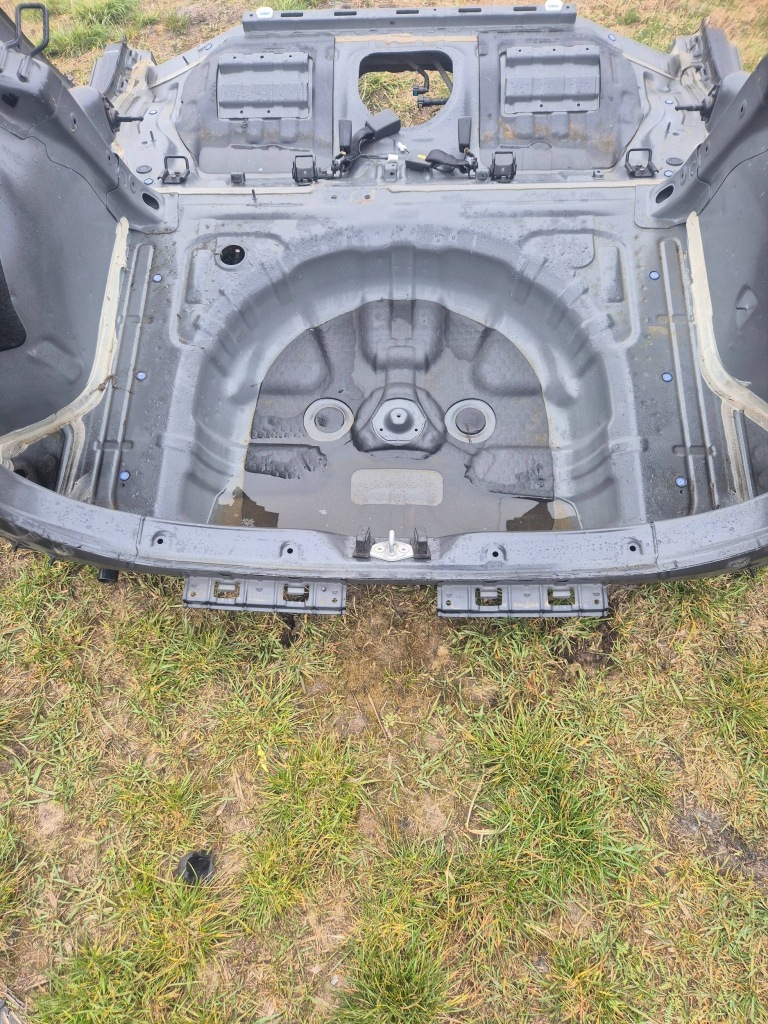 Купить Ремень задний поддон пол накладки на фары задний  kia ceed 3 hb 18-