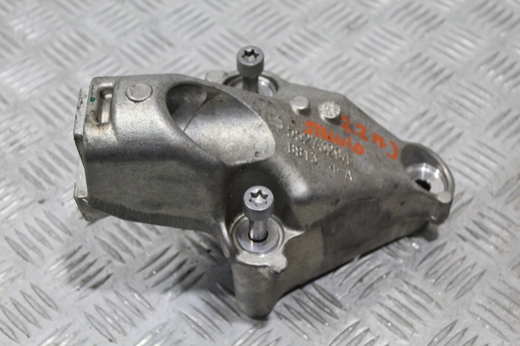 фото №1, Кронштейн кронштейн двигателя stelvio 55273294