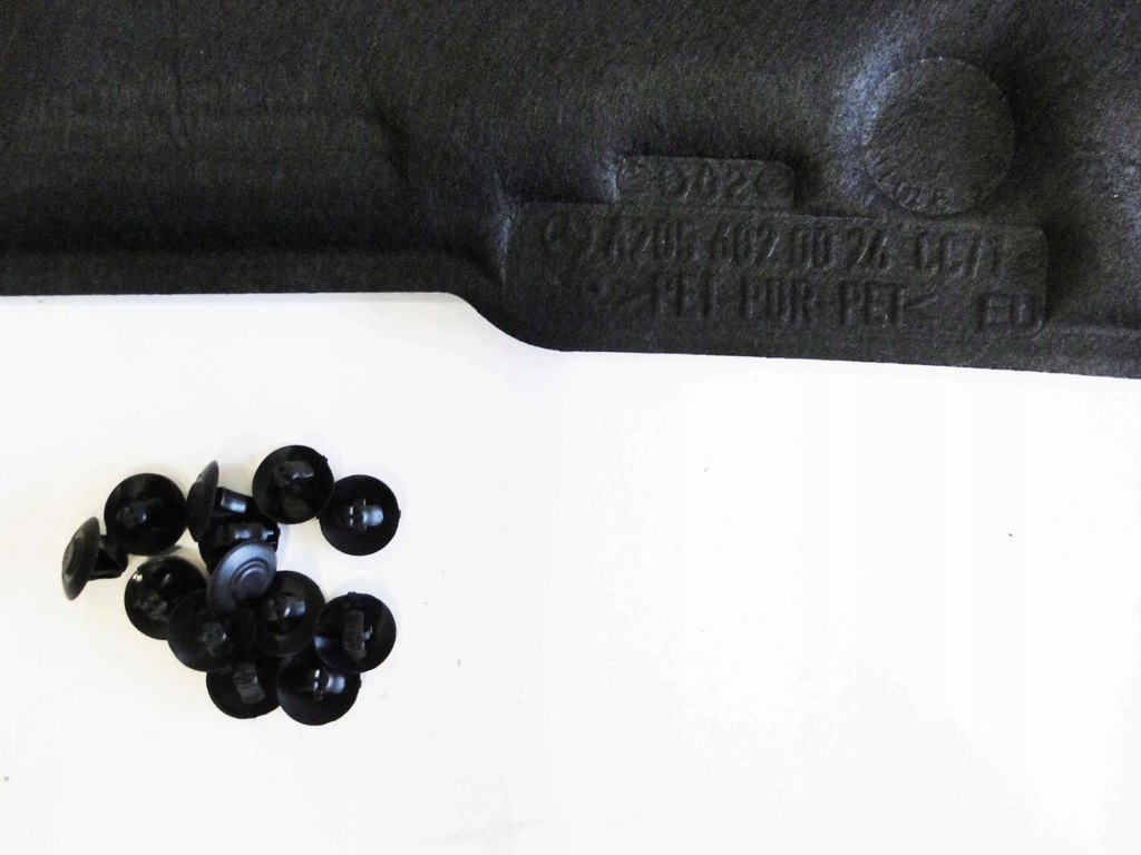 фото №6, Mercedes c klasa w205 шумоизоляция капот подкрылок