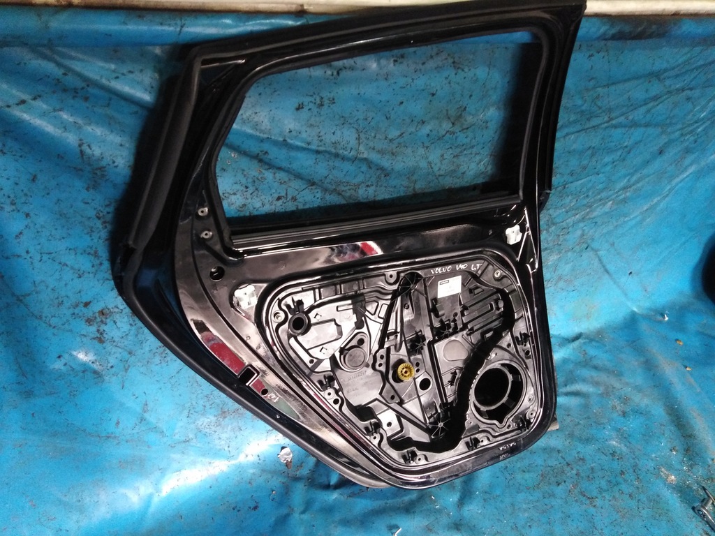 фото №6, Дверь левая задняя задние volvo v40 ii cross country 019-46