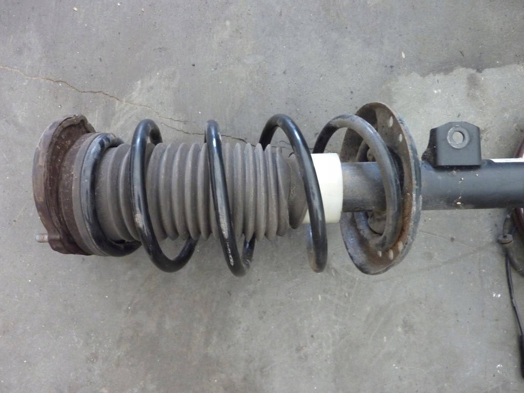 Амортизаторна стійка поворотний кулак fiat linea 1.3 16v m-jet 2007-2015r. правий Київ